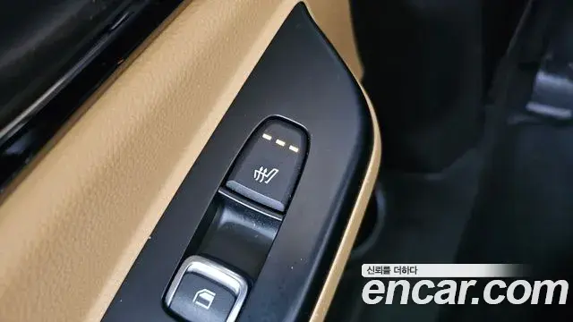 Kia Carnival 2021 — Фото 19/20