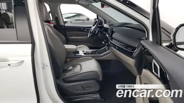 Kia Carnival 2024 — Şəkil 16/20