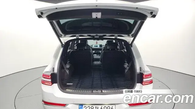 Genesis GV80 2023 — Şəkil 12/20