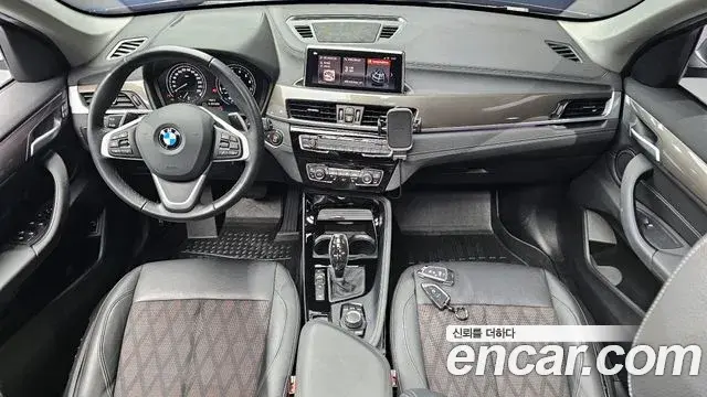 BMW X1 2021 — Şəkil 7/20