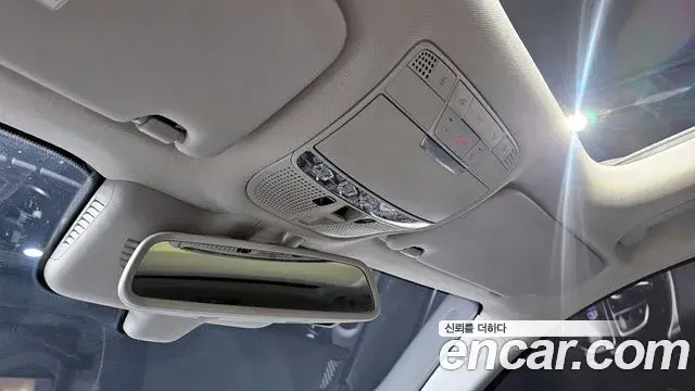 Mercedes-Benz GLC-Class 2018 — ფოტო 21/30