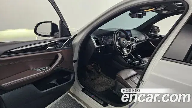 BMW X3 2018 — Şəkil 16/20