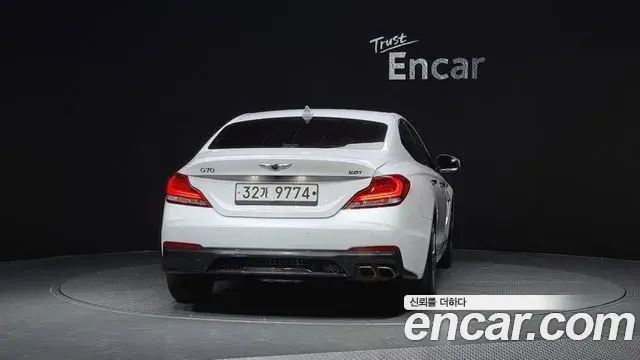 Genesis G70 2018 — Photo 2/20