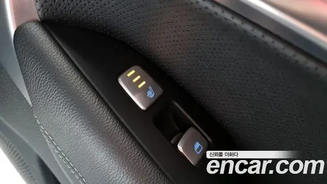 Genesis G70 2018 — Photo 5/20