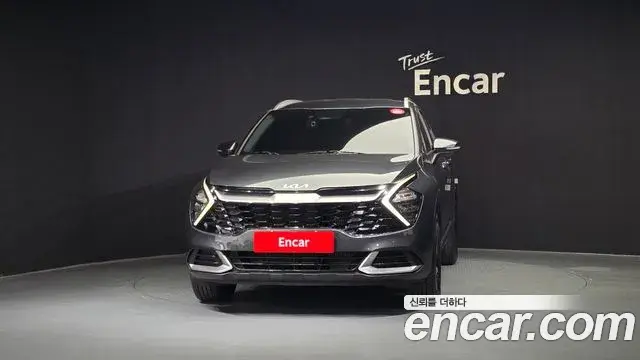 Kia Sportage 2021 — ფოტო 8/20