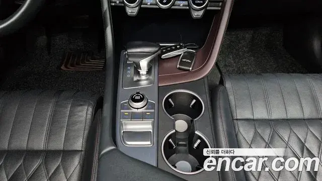 Genesis G70 2019 — Photo 3/20