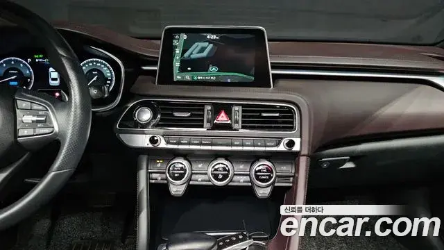 Genesis G70 2019 — Photo 19/20