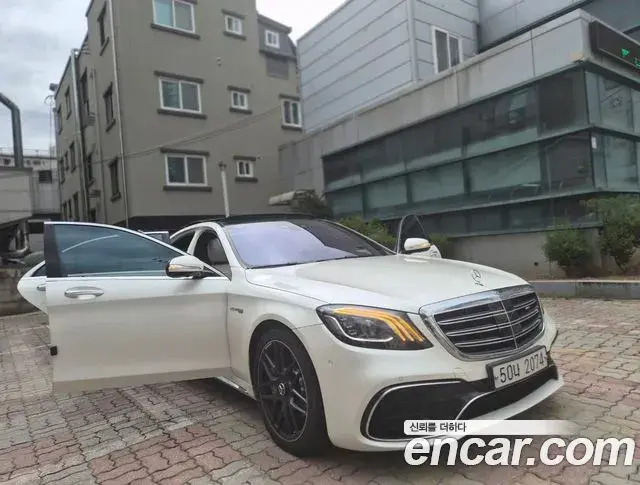 Mercedes-Benz S-Class 2018 — Photo 11/18