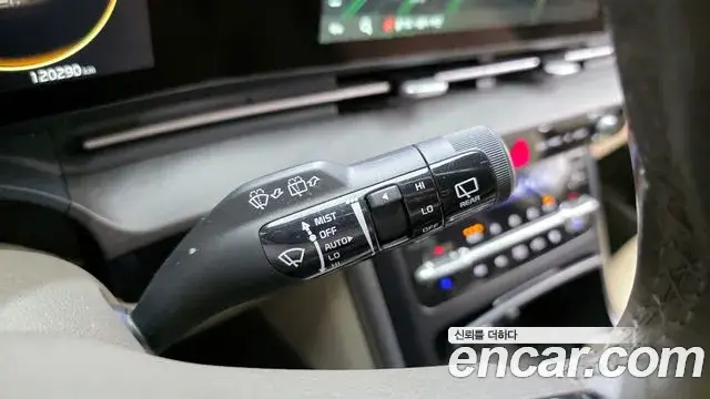 Kia Carnival 2021 — Фото 16/20