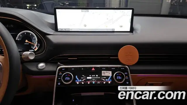 Genesis GV80 2023 — ფოტო 19/20