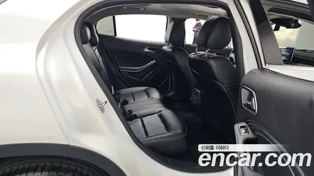 Mercedes-Benz GLA-Class 2019 — ფოტო 5/20