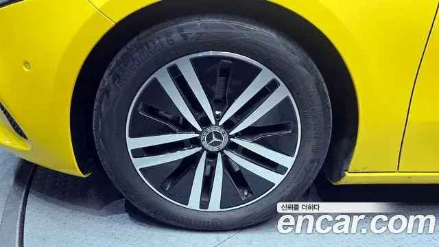 Mercedes-Benz A-Class 2022 — Photo 4/20