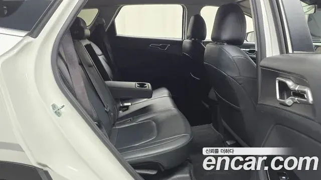 Kia Sportage 2022 — Фото 12/20