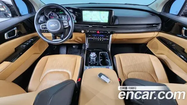 Kia Carnival 2023 — Фото 7/20