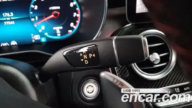 Mercedes-Benz GLC-Class 2021 — Photo 3/20