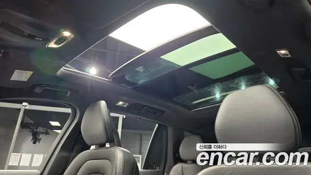 Volvo XC90 2020 — ფოტო 16/20