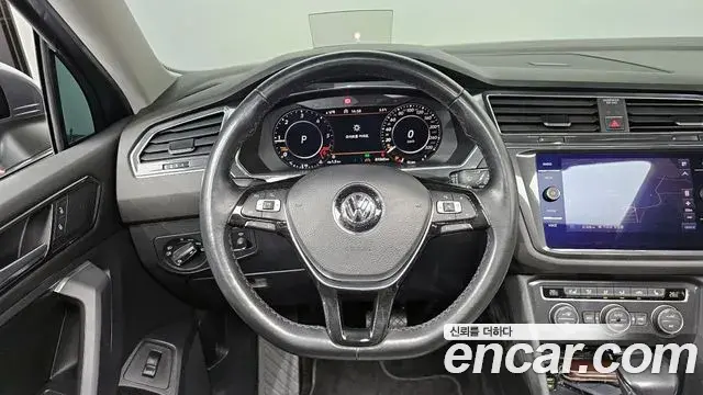 Volkswagen Tiguan Allspace 2018 — Photo 1/20
