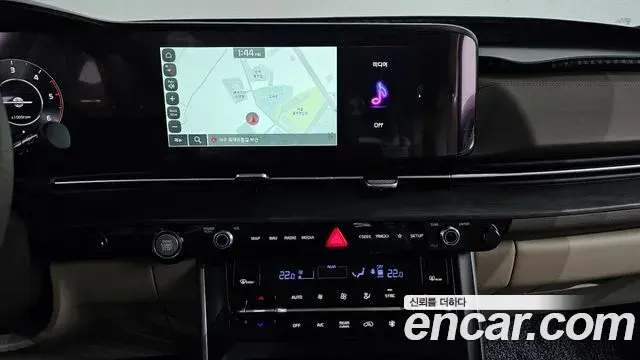 Kia Carnival 2021 — Фото 13/20