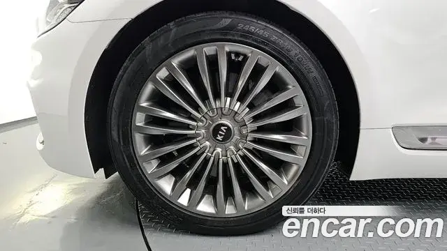 Kia The K9 2018 — ფოტო 10/20