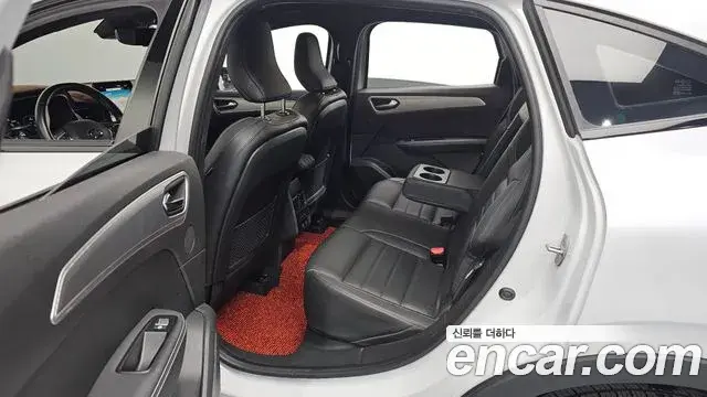 Renault Samsung XM3 2022 — ფოტო 11/20