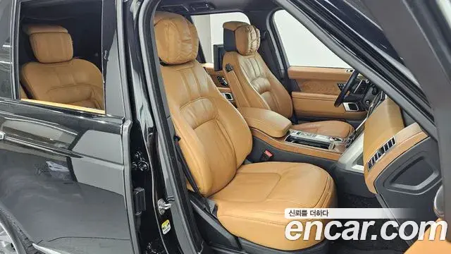 Land Rover Range Rover 2021 — Photo 11/20