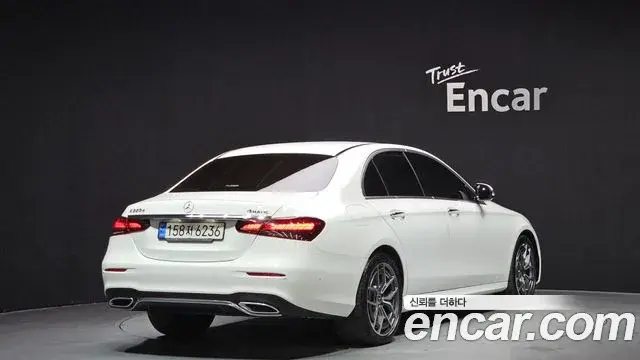 Mercedes-Benz E-Class 2022 — Şəkil 3/20