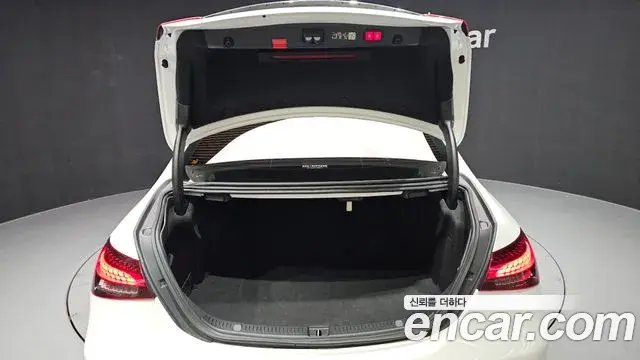 Mercedes-Benz E-Class 2022 — Şəkil 2/20