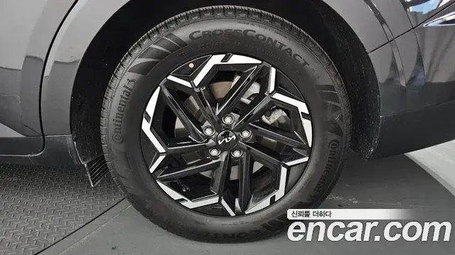 Kia Carnival 2025 — ფოტო 18/35