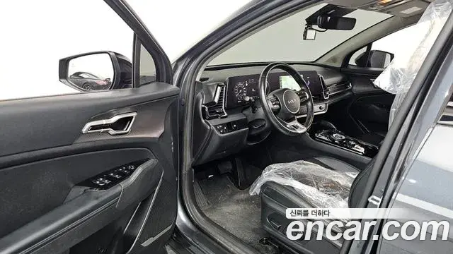 Kia Sportage 2021 — Фото 10/20