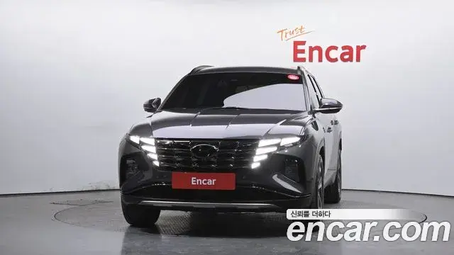 Hyundai Tucson Hybrid 2022 — Photo 19/20