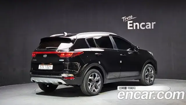 Kia Sportage The Bold 2019 — Фото 2/20