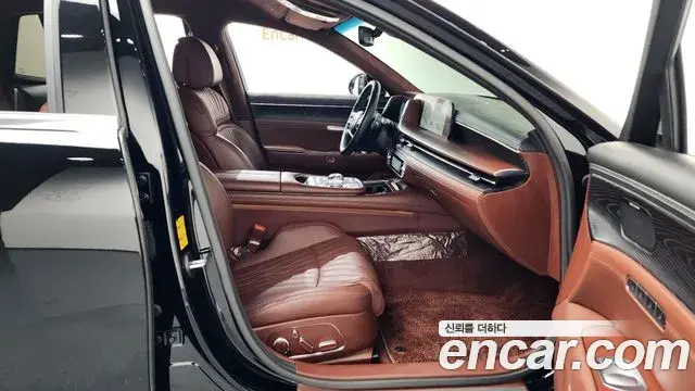 Genesis G90 2022 — ფოტო 2/20