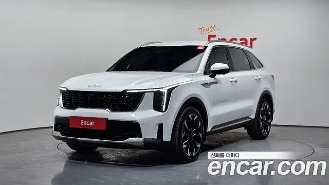 Kia Sorento 2023 — Фото 1/20