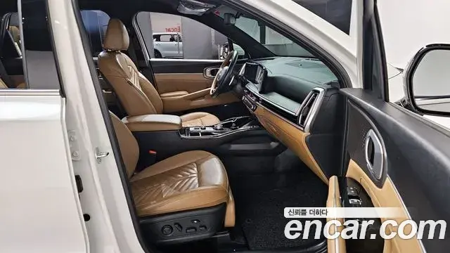 Kia Sorento 2023 — Фото 10/20
