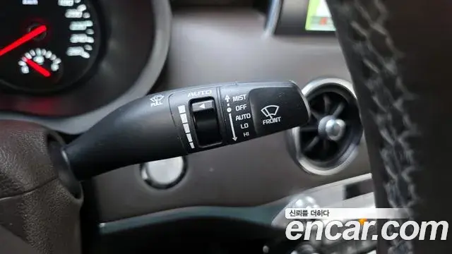 Kia Stinger 2020 — Фото 15/20