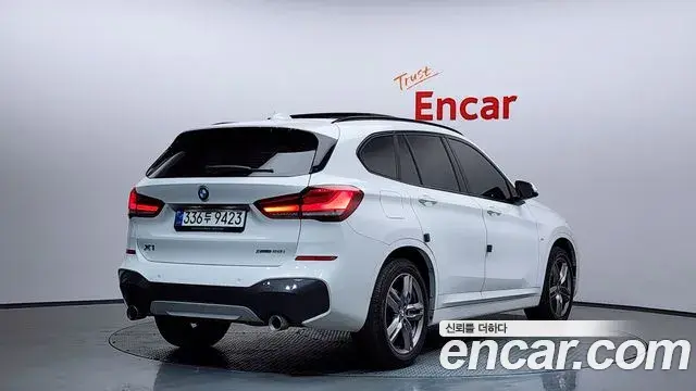 BMW X1 2021 — Фото 1/20
