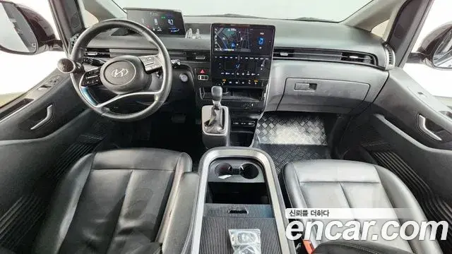 Hyundai Staria 2022 — Фото 7/20