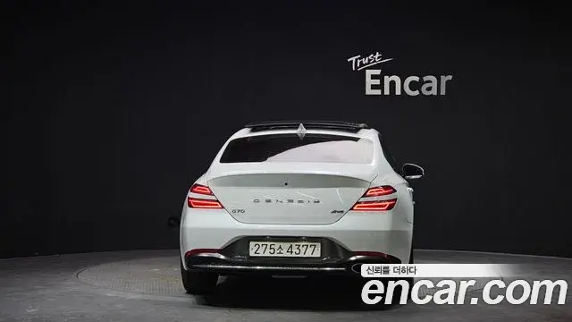Genesis G70 2022 — Photo 1/20