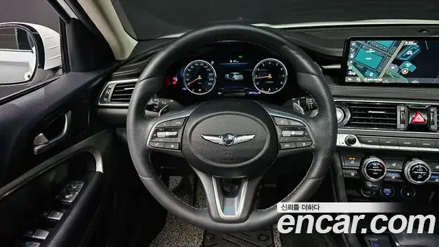 Genesis G70 2022 — Photo 2/20