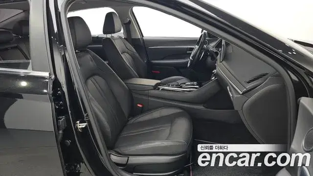 Hyundai Sonata Hybrid 2019 — Şəkil 8/20