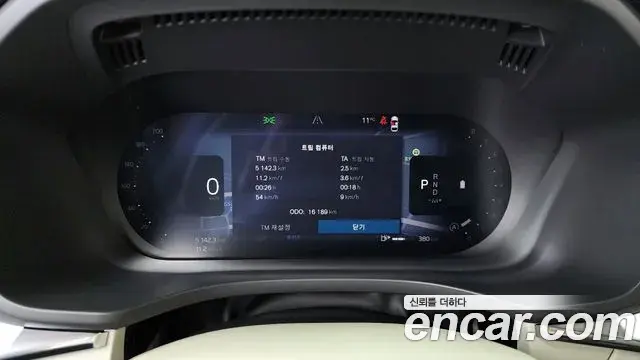 Volvo XC60 2025 — Photo 13/20