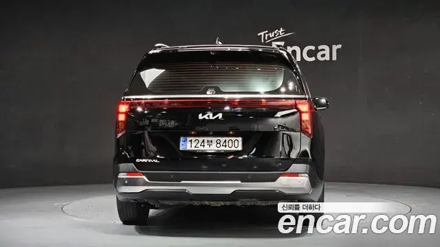Kia Carnival 2024 — Фото 4/20