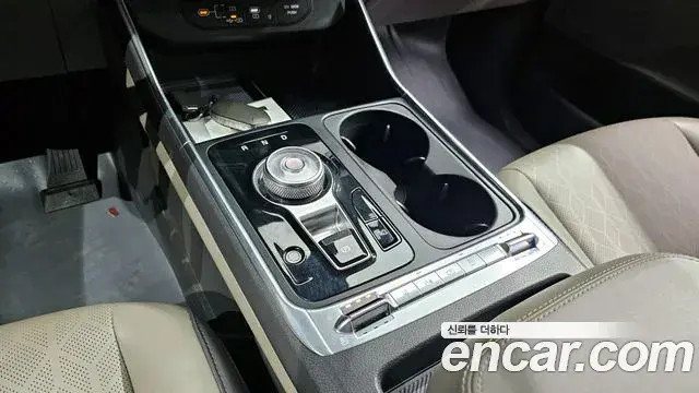 Kia Carnival 2024 — Фото 9/20