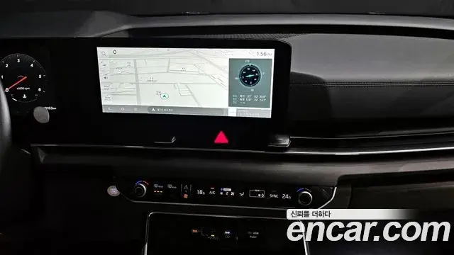 Kia Carnival 2024 — Фото 11/20