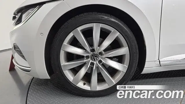 Volkswagen Arteon 2022 — Photo 11/30