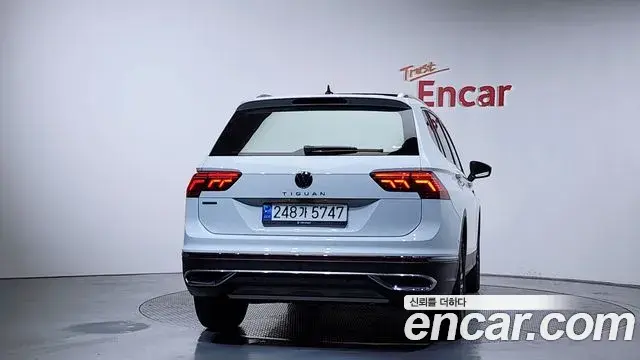 Volkswagen Tiguan Allspace 2023 — Фото 4/20