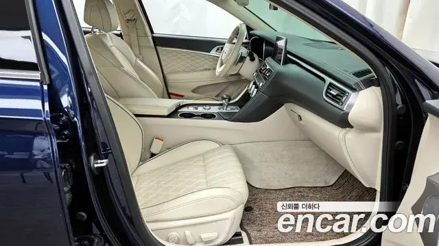 Genesis G70 2019 — Photo 7/20