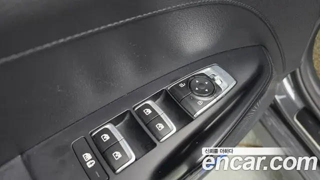 Kia K5 2020 — Photo 23/32