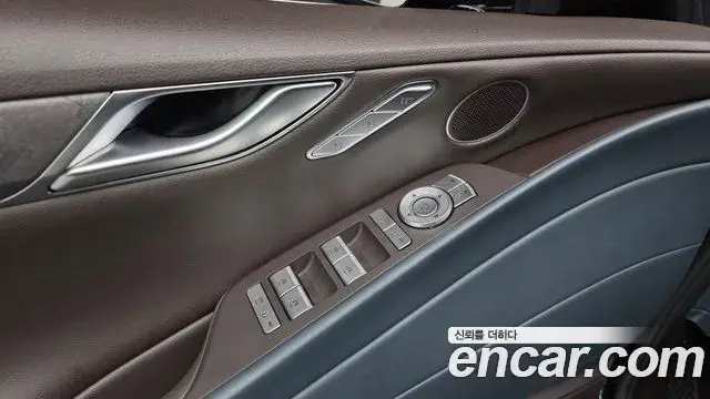 Genesis G80 2022 — ფოტო 37/38
