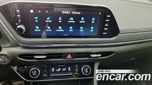 Hyundai Sonata Hybrid 2021 — Şəkil 3/18